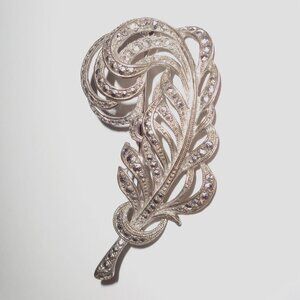 MF 925 Sterling Silver Marcasite Curl Leaf Quill Feather Plume Branch Pin Brooch